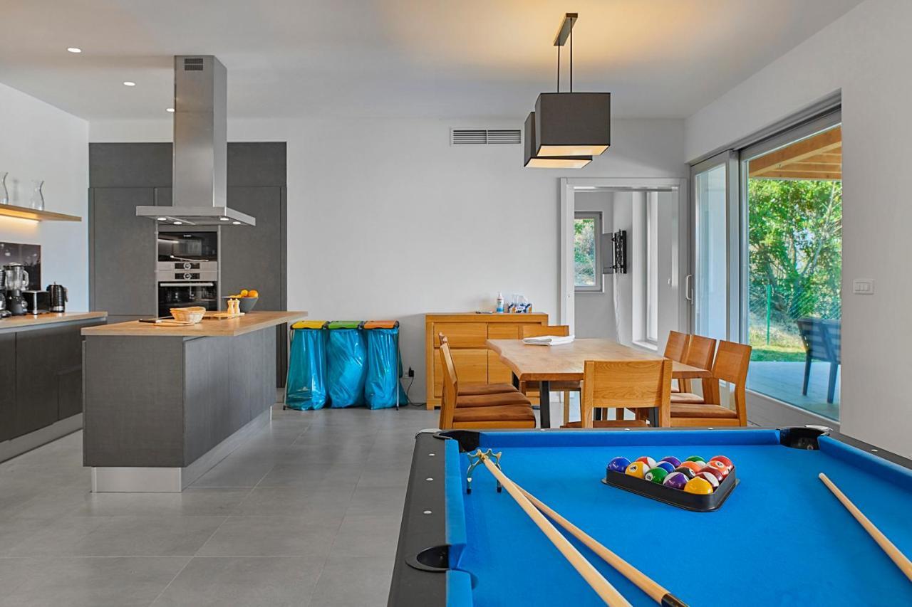 Motovun Villas Luaran gambar