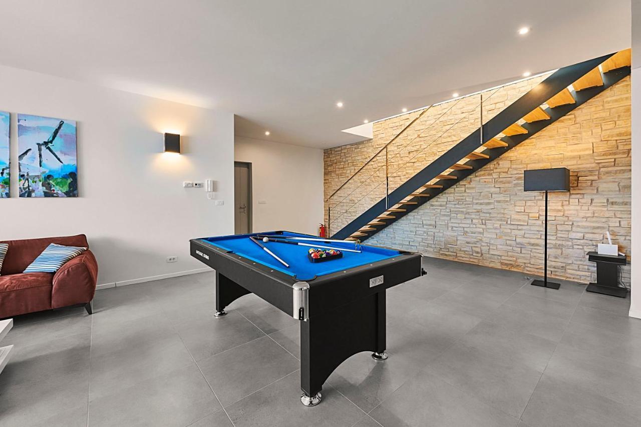 Motovun Villas Luaran gambar