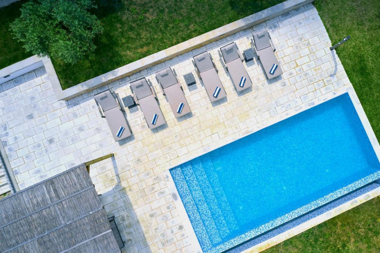 Motovun Villas Luaran gambar