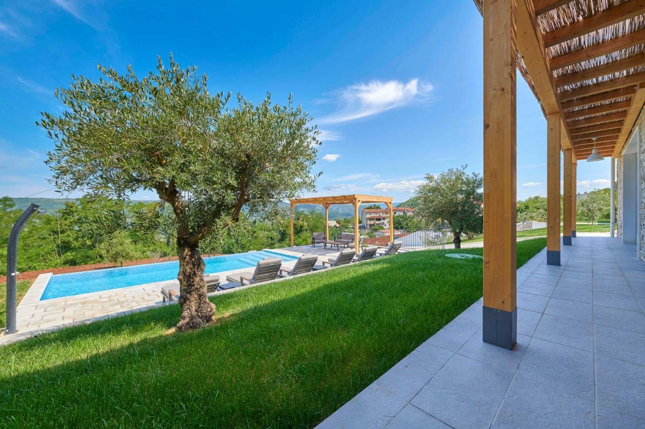 Motovun Villas Luaran gambar