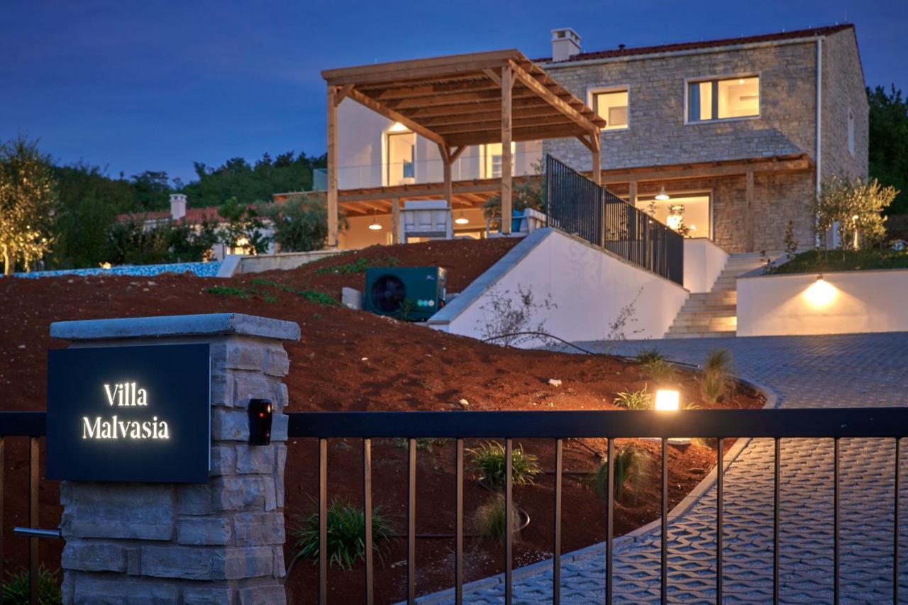 Motovun Villas Luaran gambar