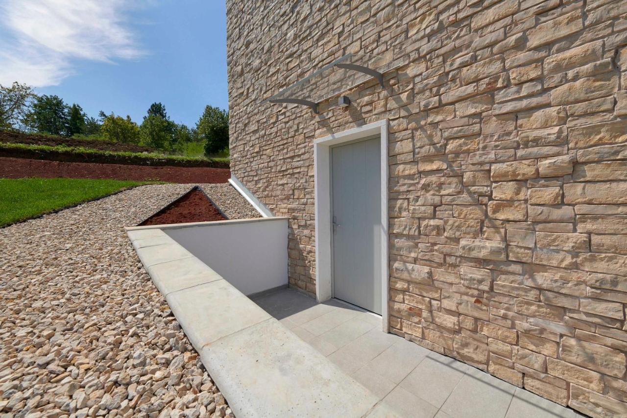 Motovun Villas Luaran gambar
