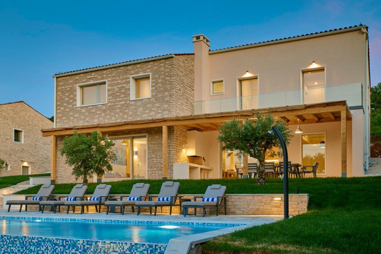 Motovun Villas Luaran gambar