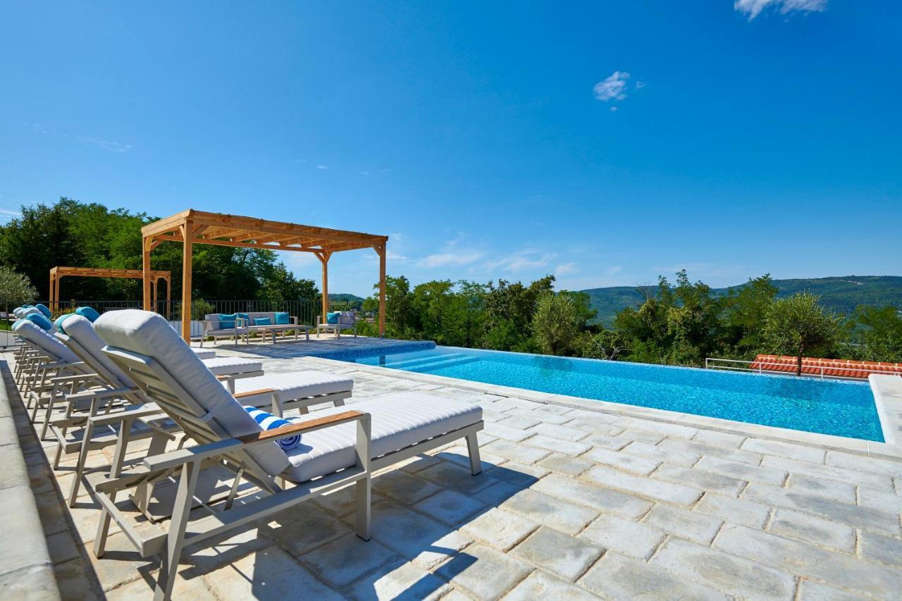 Motovun Villas Luaran gambar