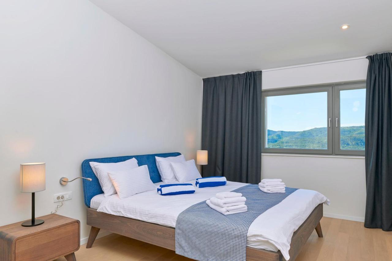 Motovun Villas Luaran gambar