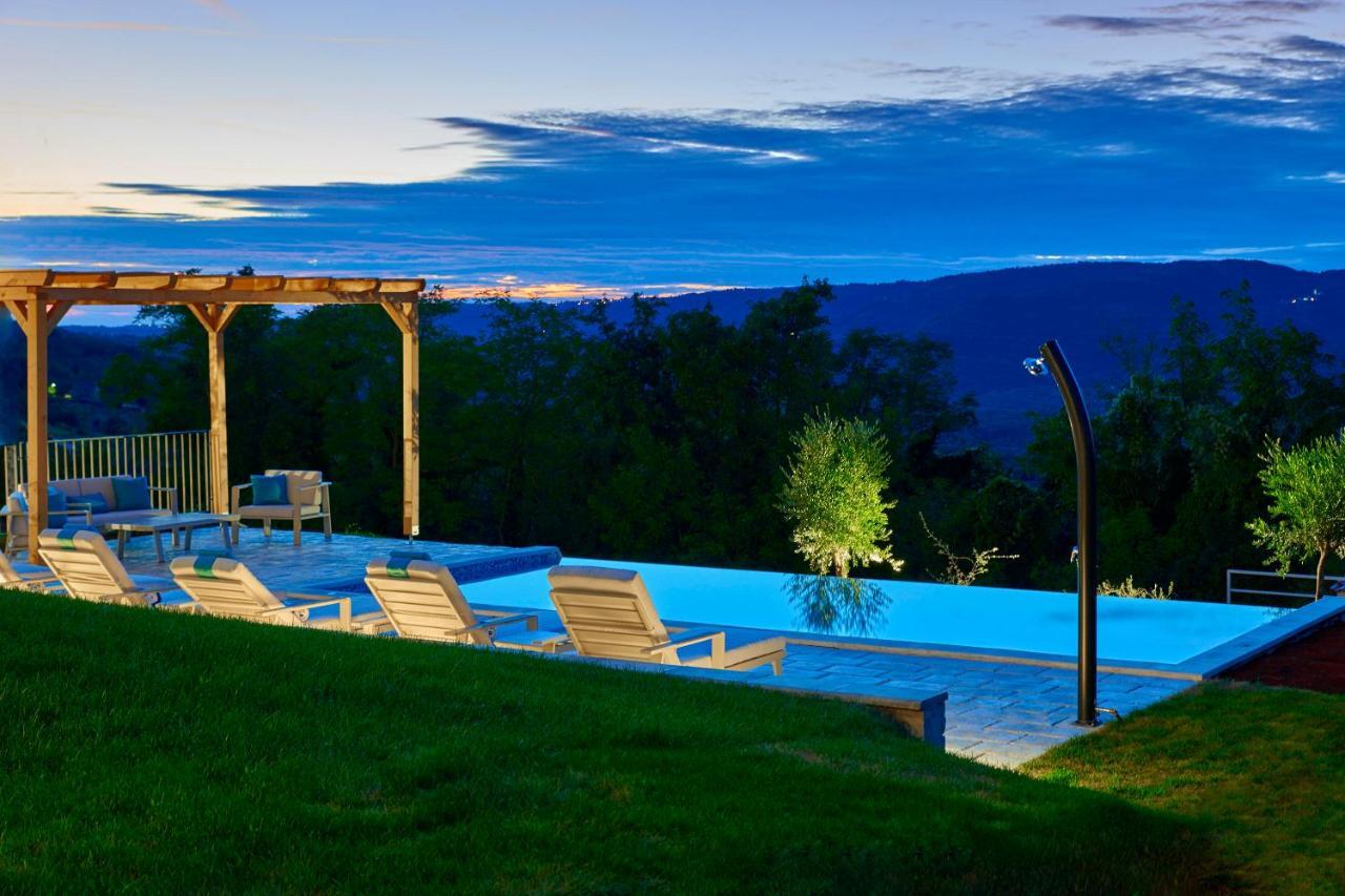 Motovun Villas Luaran gambar