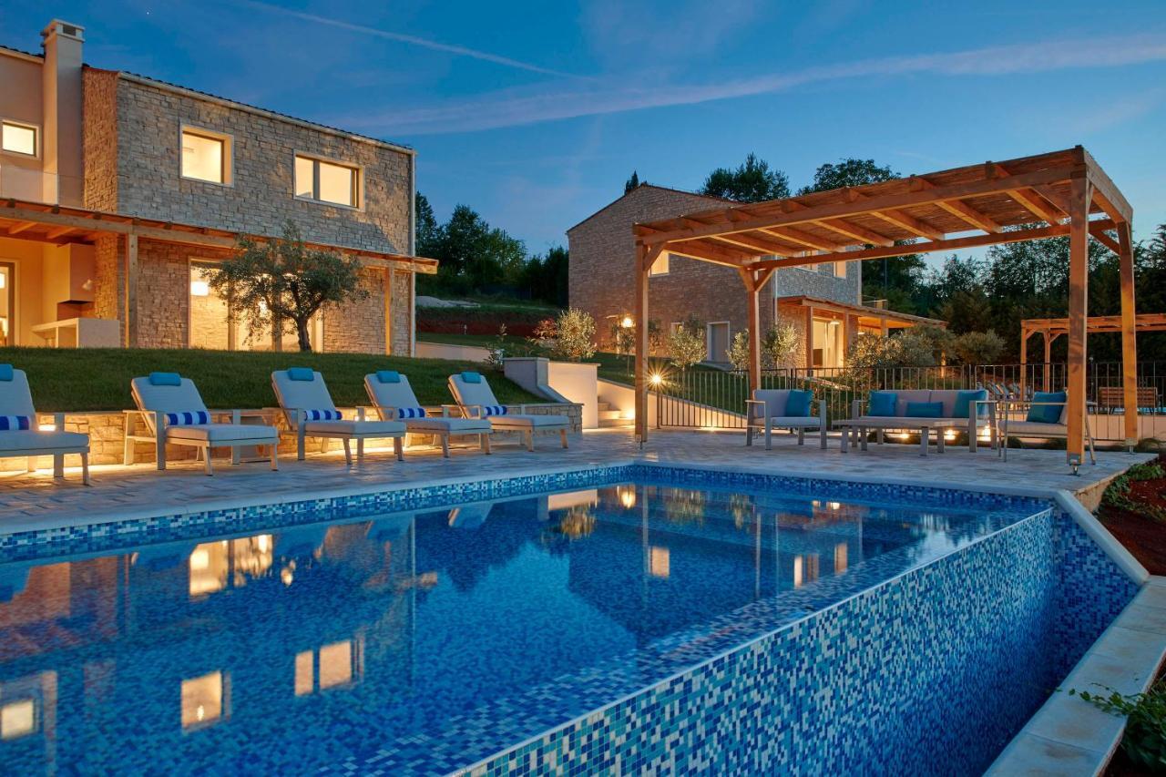Motovun Villas Luaran gambar